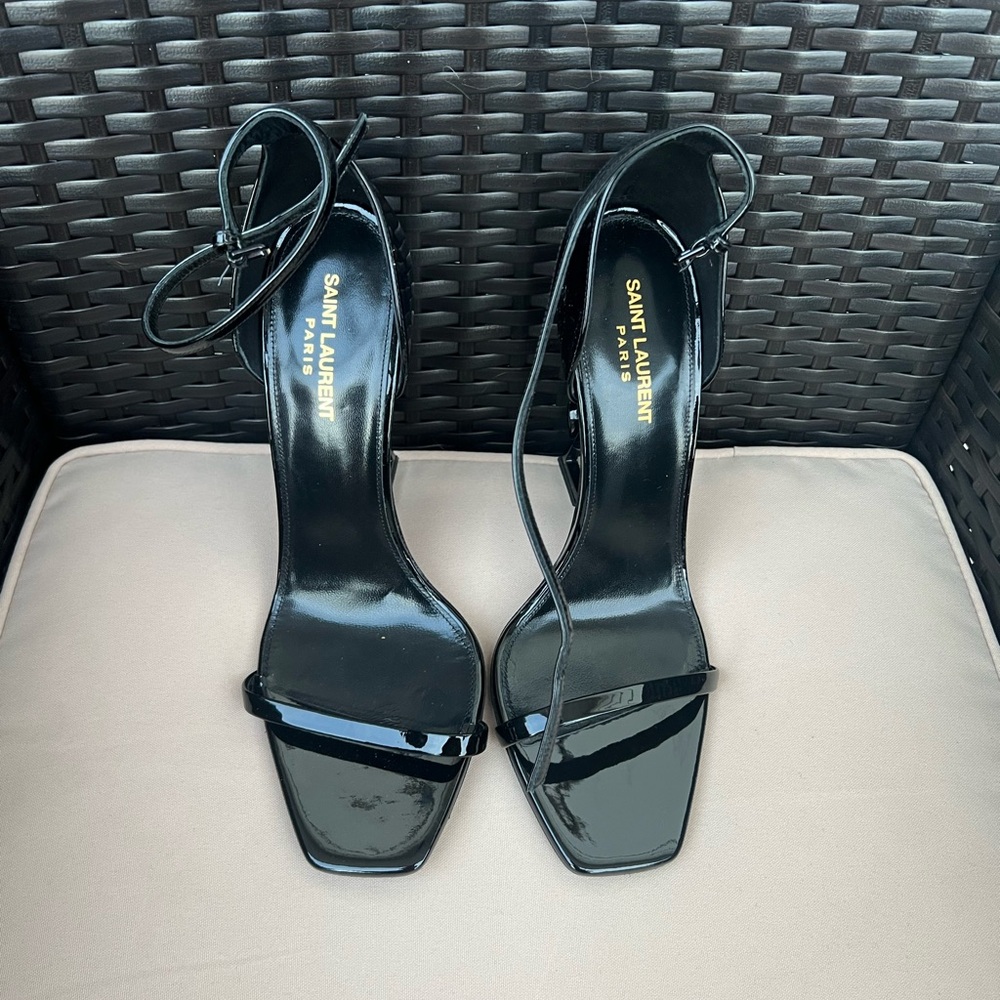 Saint Laurent Glossy Black Heels